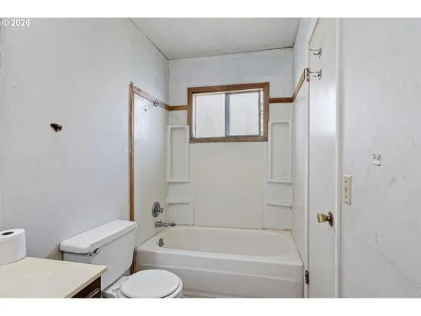 $169,100 | 531 Harrison Street, Canyonville, OR 97417