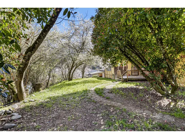 $169,100 | 531 Harrison Street, Canyonville, OR 97417