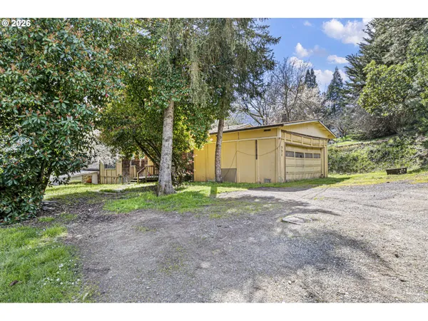 $169,100 | 531 Harrison Street, Canyonville, OR 97417