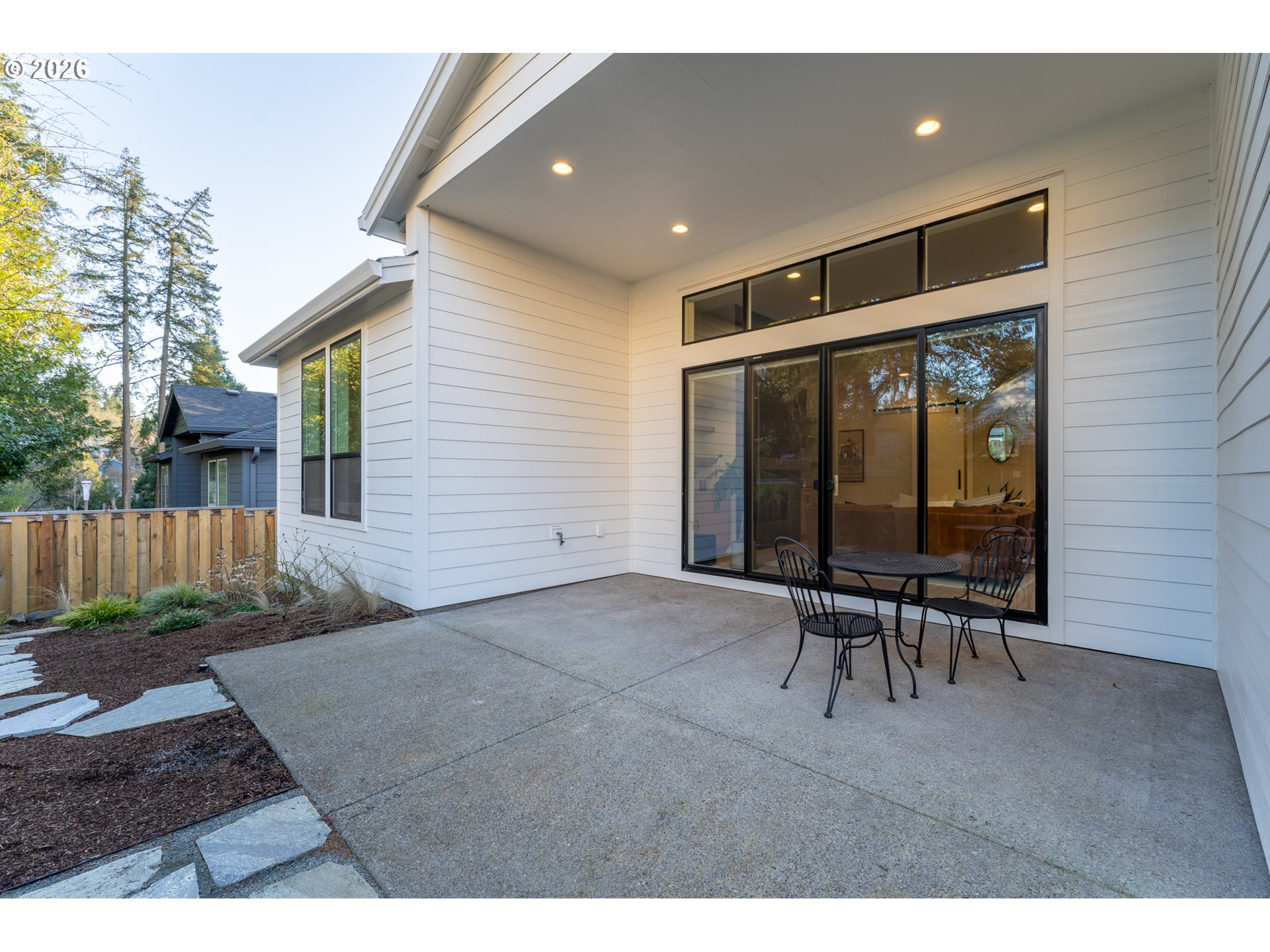 8044 Southwest Knudsen Place Portland, OR 97223 - Photo 11 of 46