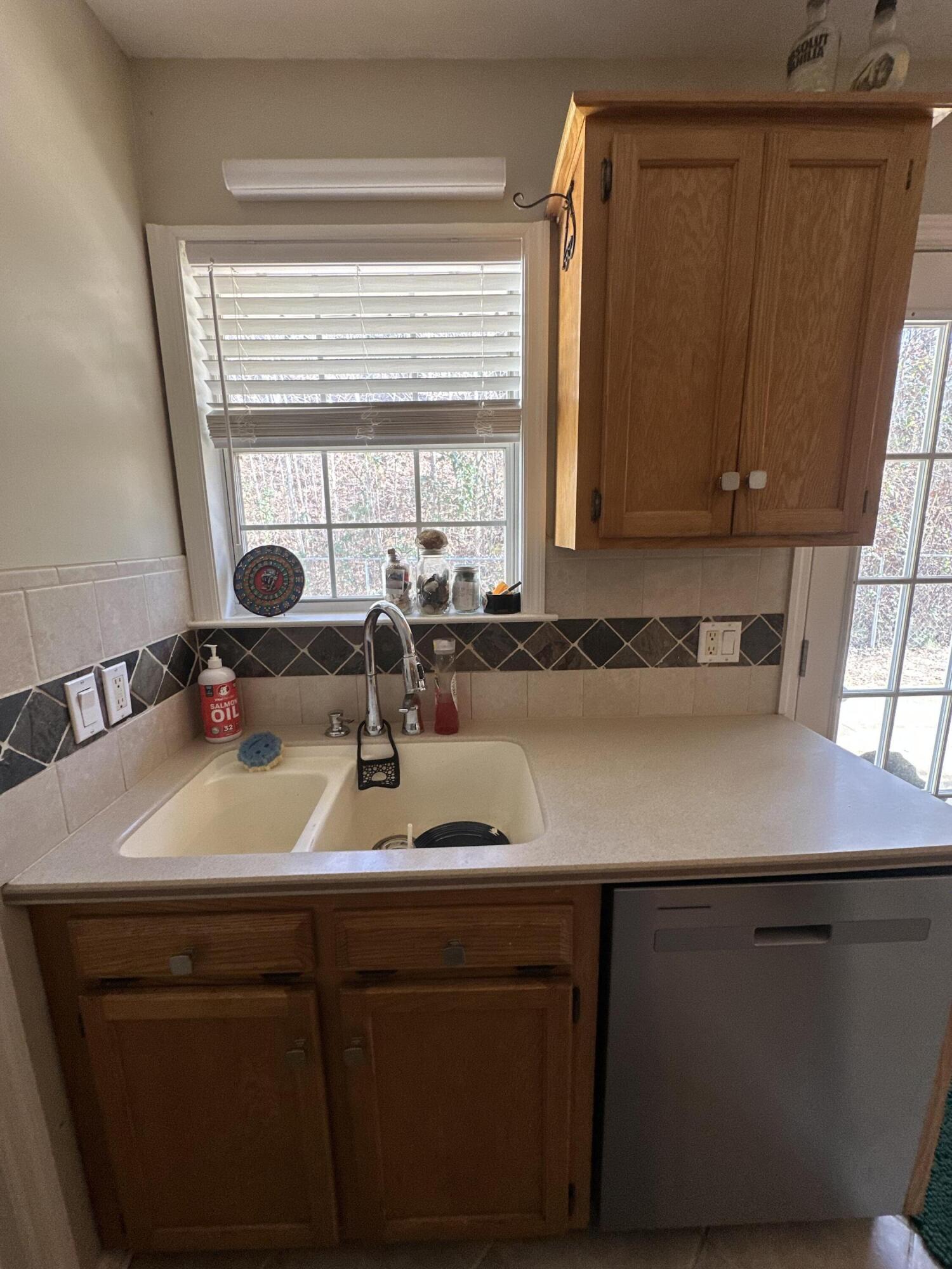 2258 Morris Hill Road Chattanooga, TN 37421 - Photo 18 of 25 IMG_1569