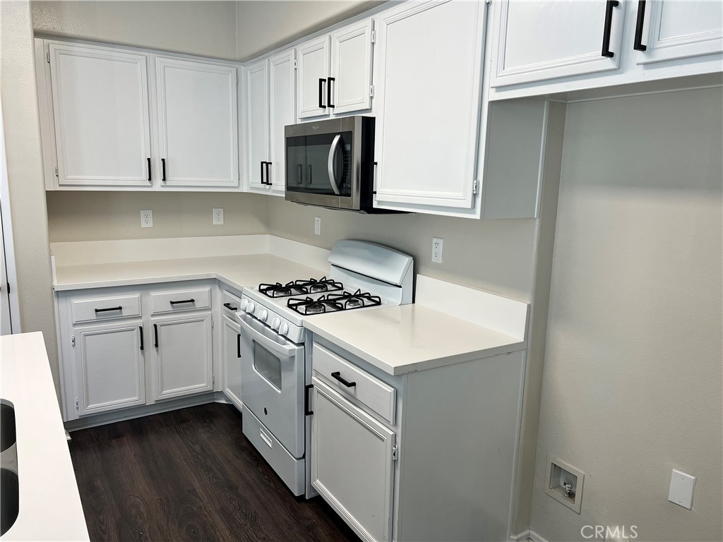 14818 Steeplechase Road Victorville, CA 92394 - Photo 9 of 17