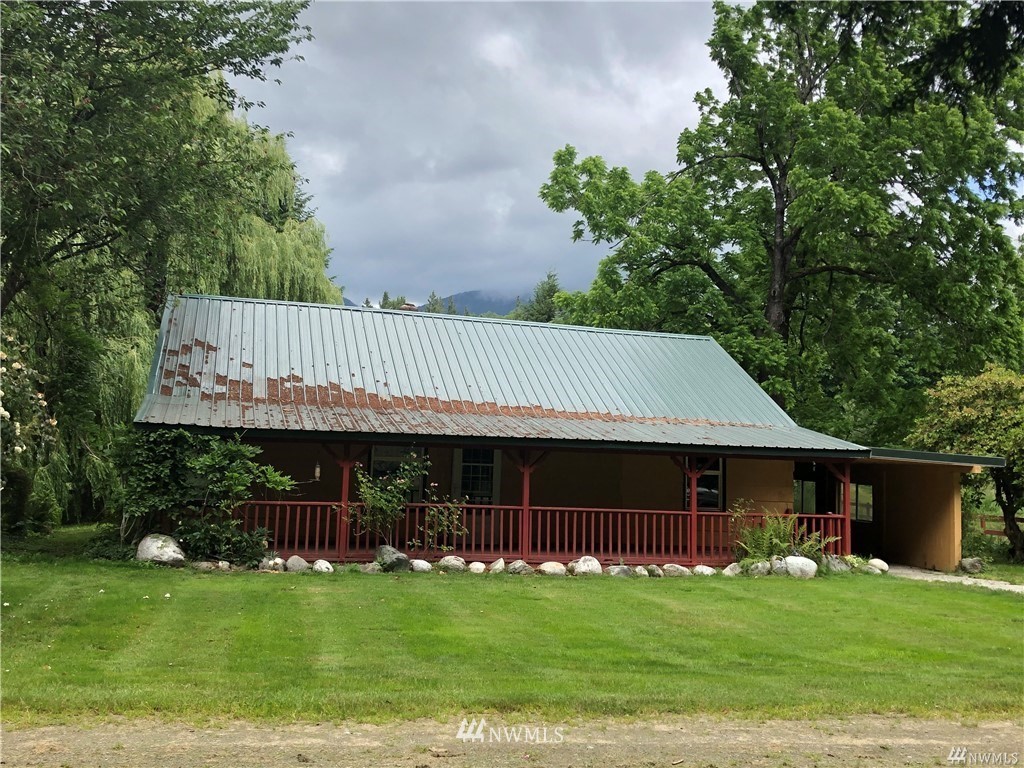 511 A Division Street Hamilton, WA 98284 - Photo 1 of 23 Gallery Image 1
