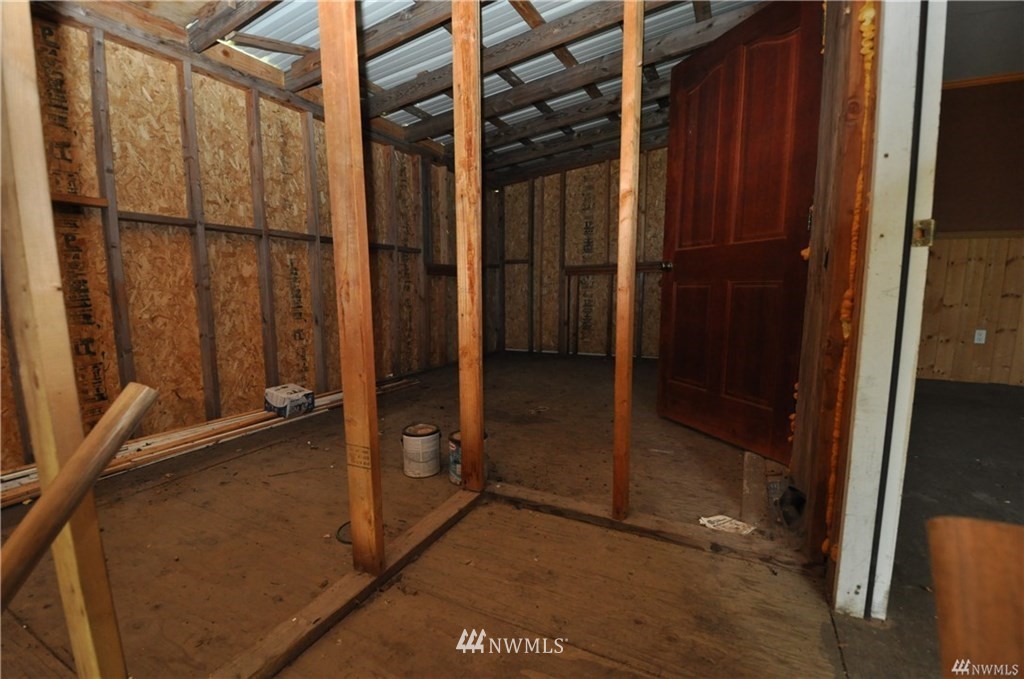 511 A Division Street Hamilton, WA 98284 - Photo 13 of 23 Gallery Image 13