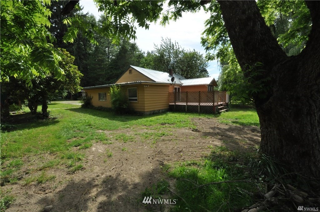 511 A Division Street Hamilton, WA 98284 - Photo 22 of 23 Gallery Image 22