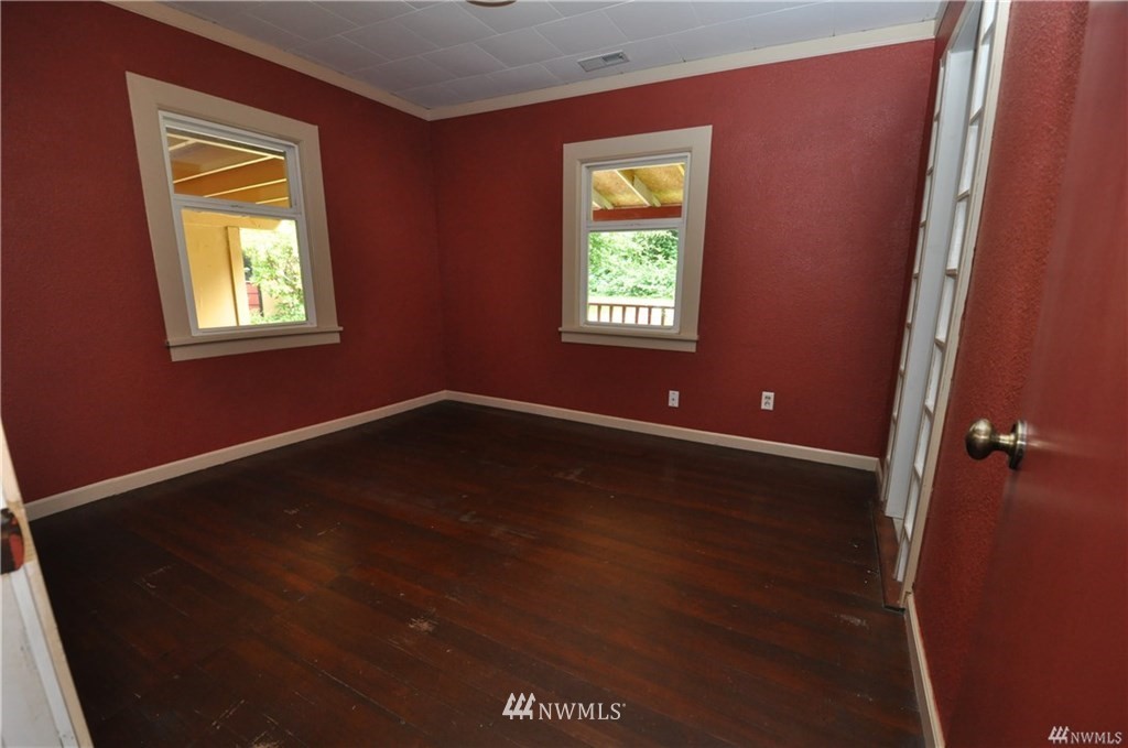 511 A Division Street Hamilton, WA 98284 - Photo 9 of 23 Gallery Image 9