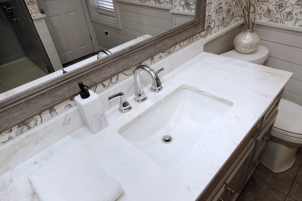 19 Maple Street Wareham, MA 02532 - Photo 26 of 42