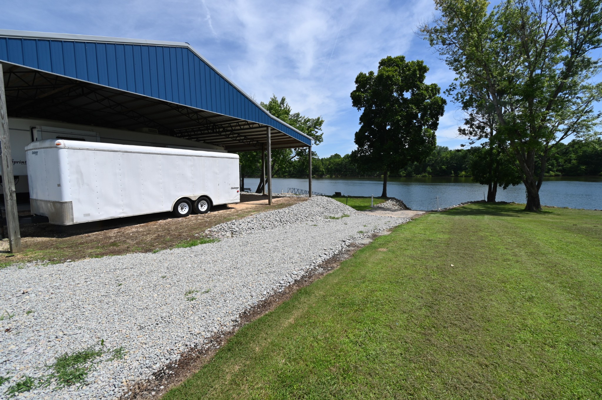 1067 WC PICKETT Road Clifton, TN 38425 - Photo 10 of 40