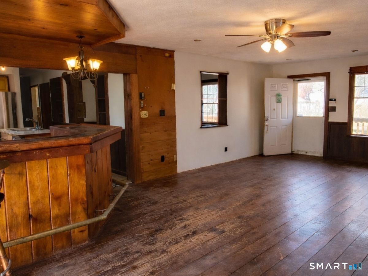 14 Edgewood Lane Mansfield, CT 06250 - Photo 5 of 25