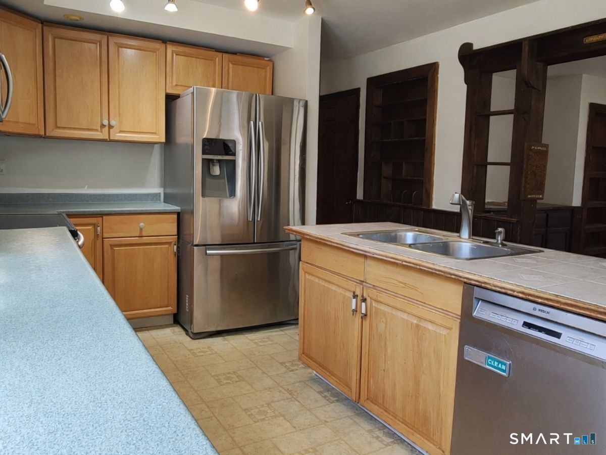 14 Edgewood Lane Mansfield, CT 06250 - Photo 6 of 25