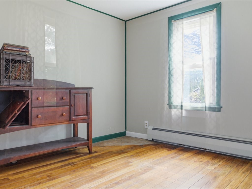 82 Wells Street Westerly, RI 02891 - Photo 15 of 45