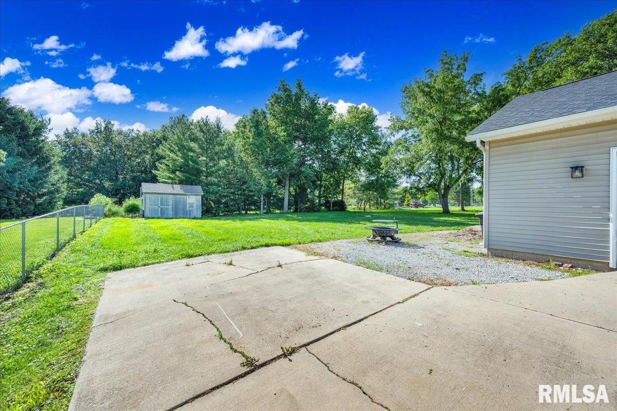 1208 Adams Road Eureka, IL 61530 - Photo 26 of 42