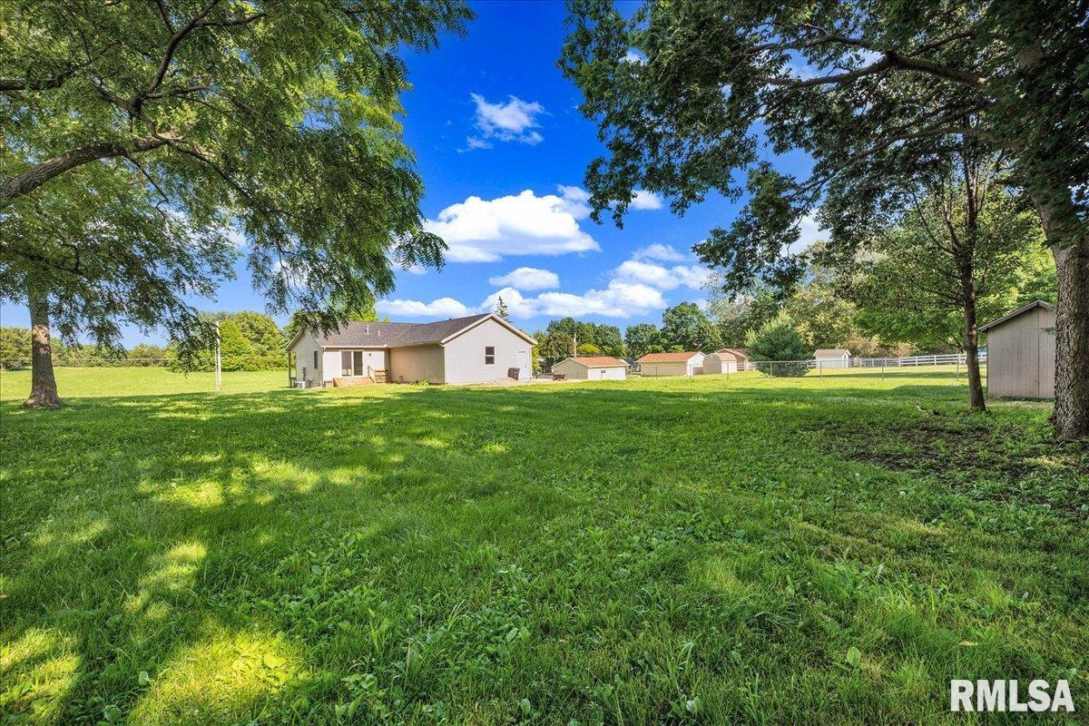 1208 Adams Road Eureka, IL 61530 - Photo 28 of 42