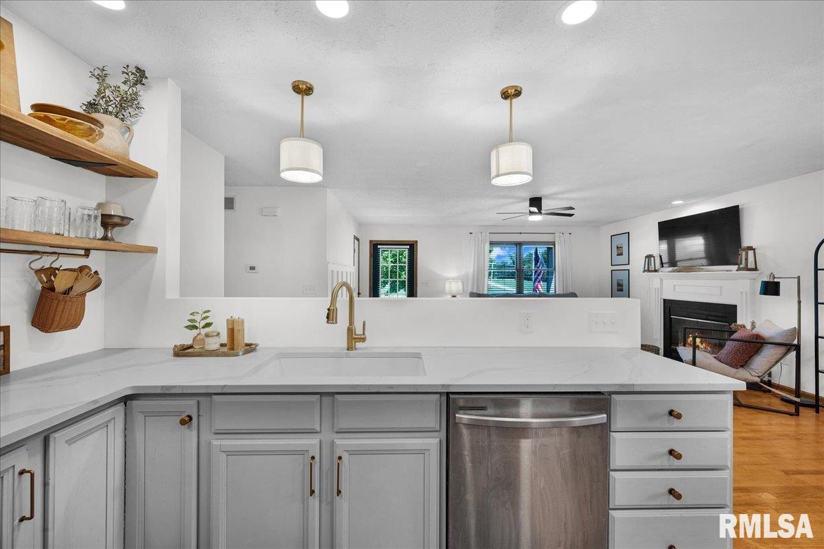 1208 Adams Road Eureka, IL 61530 - Photo 10 of 42