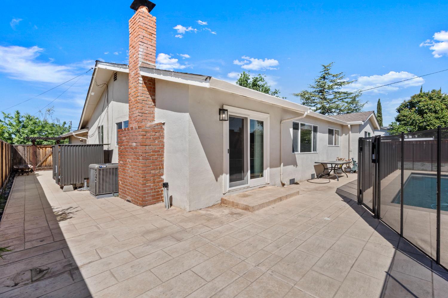 1297 Kansas Circle Concord, CA 94521 - Photo 37 of 41