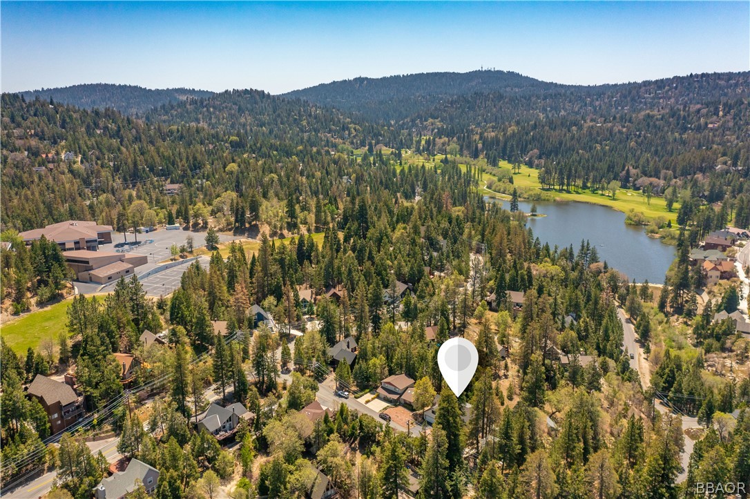841 Golf Course Road Lake Arrowhead, CA 92352 - Photo 42 of 43 a view of a city