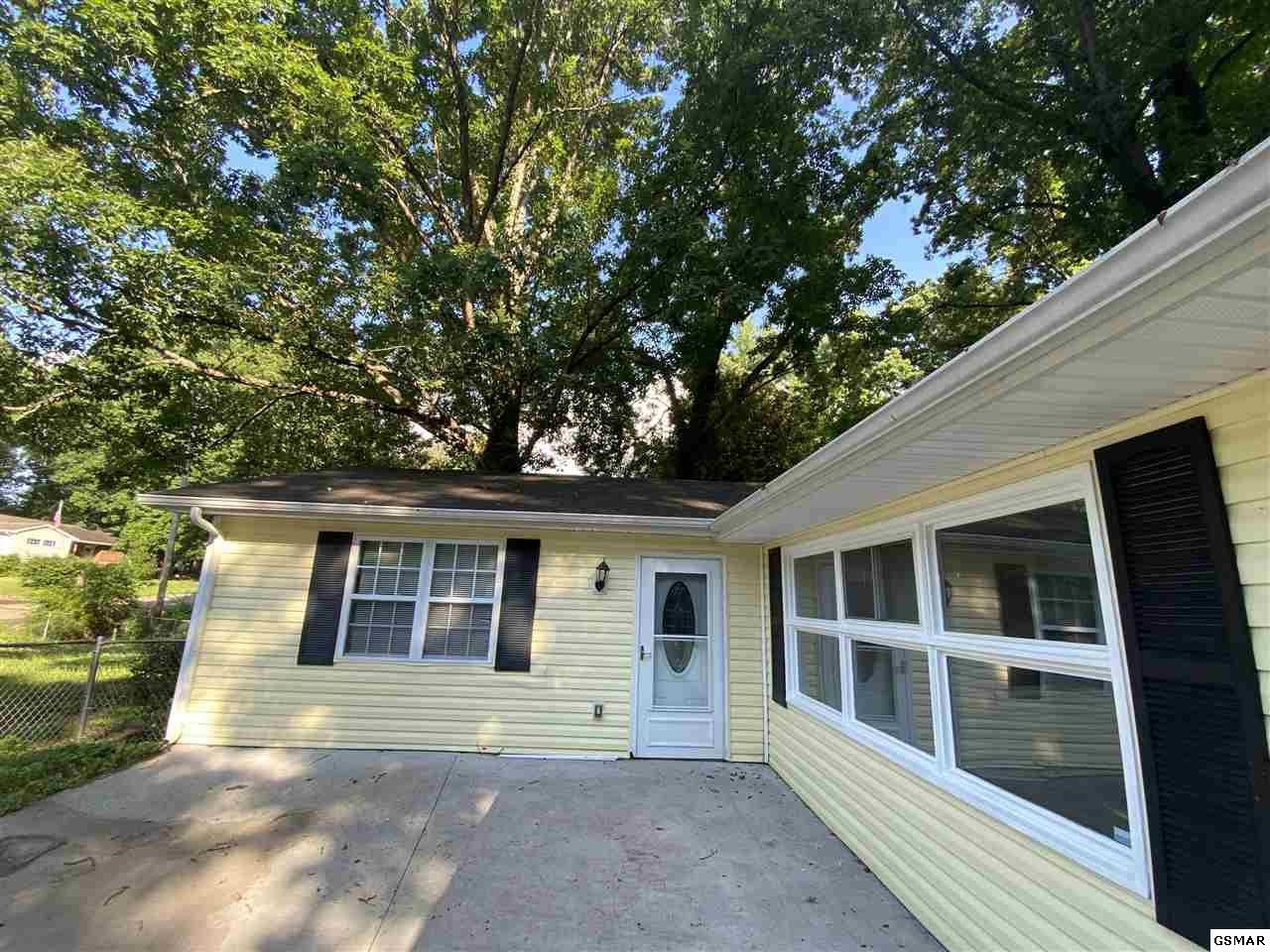 5716 Scenic Ridge Road Knoxville, TN 37912 - Photo 13 of 31 Gallery Image 13