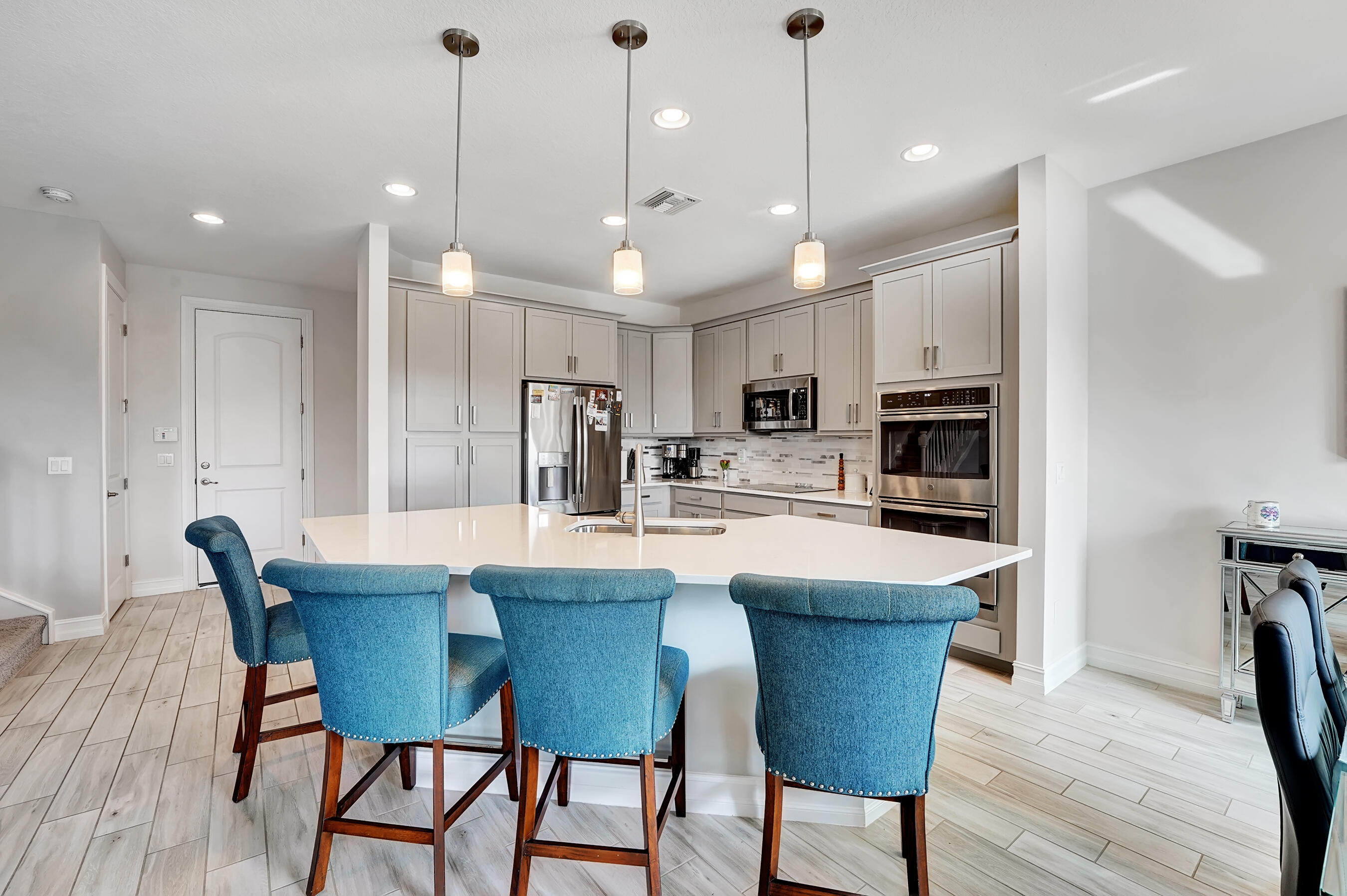 10186 Akenside Drive Boca Raton, FL 33428 - Photo 6 of 40 DSC08384