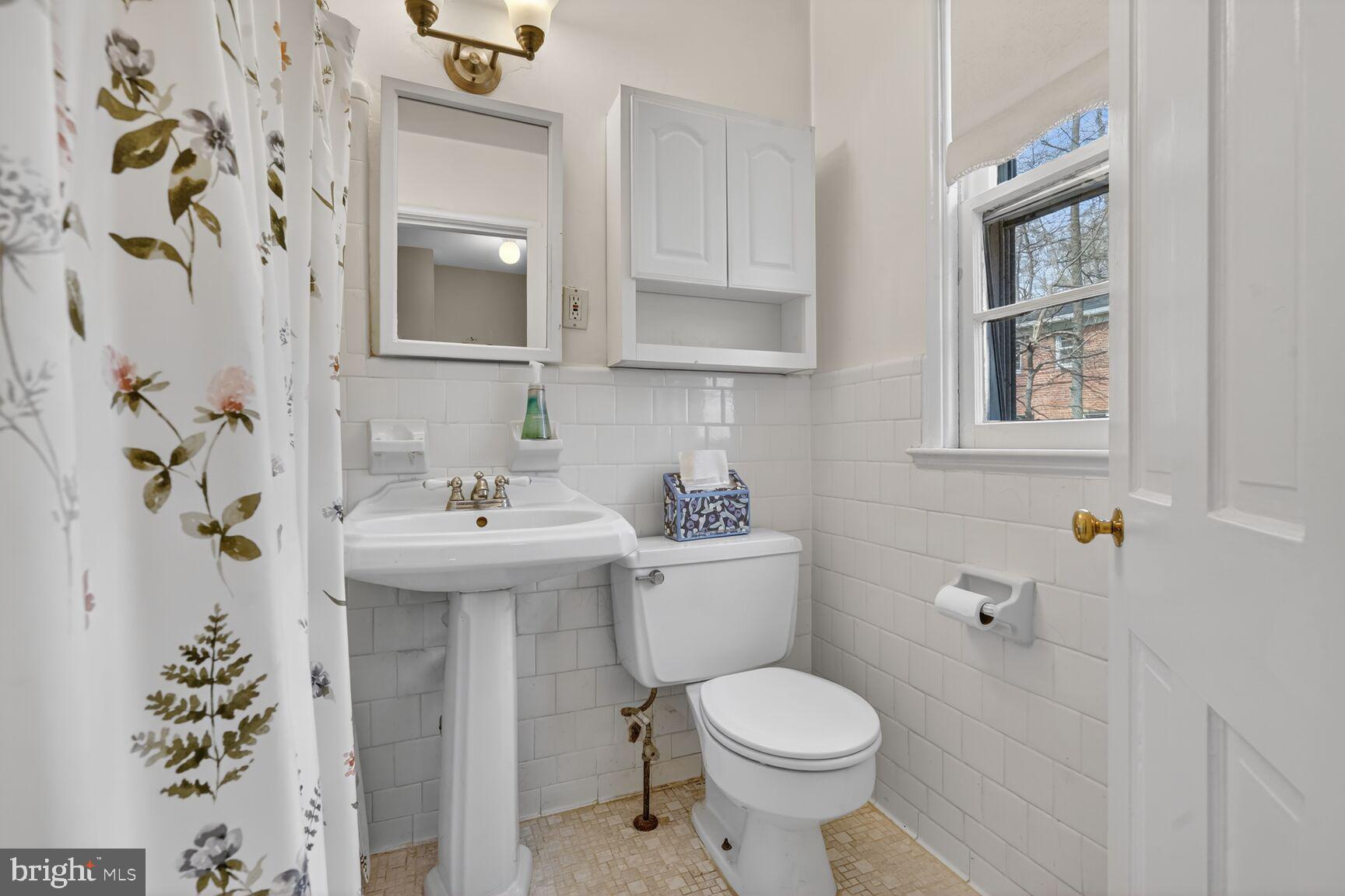8545 Geren Road, Unit 231 Silver Spring, MD 20901 - Photo 11 of 22