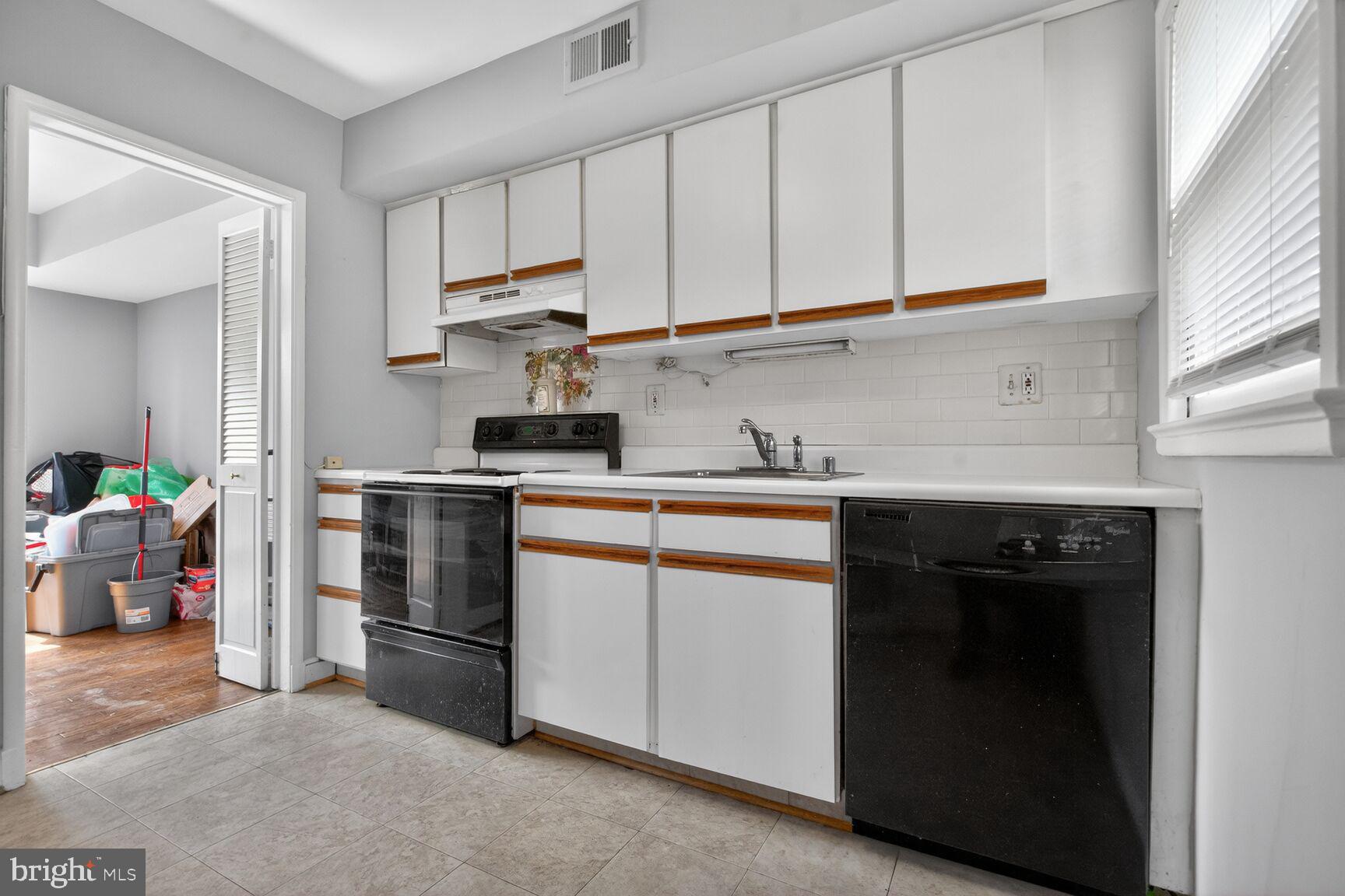 8545 Geren Road, Unit 231 Silver Spring, MD 20901 - Photo 13 of 22