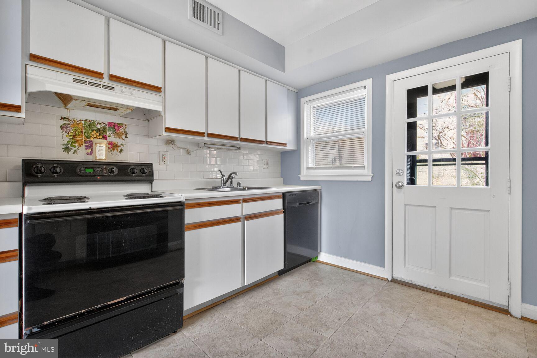 8545 Geren Road, Unit 231 Silver Spring, MD 20901 - Photo 15 of 22