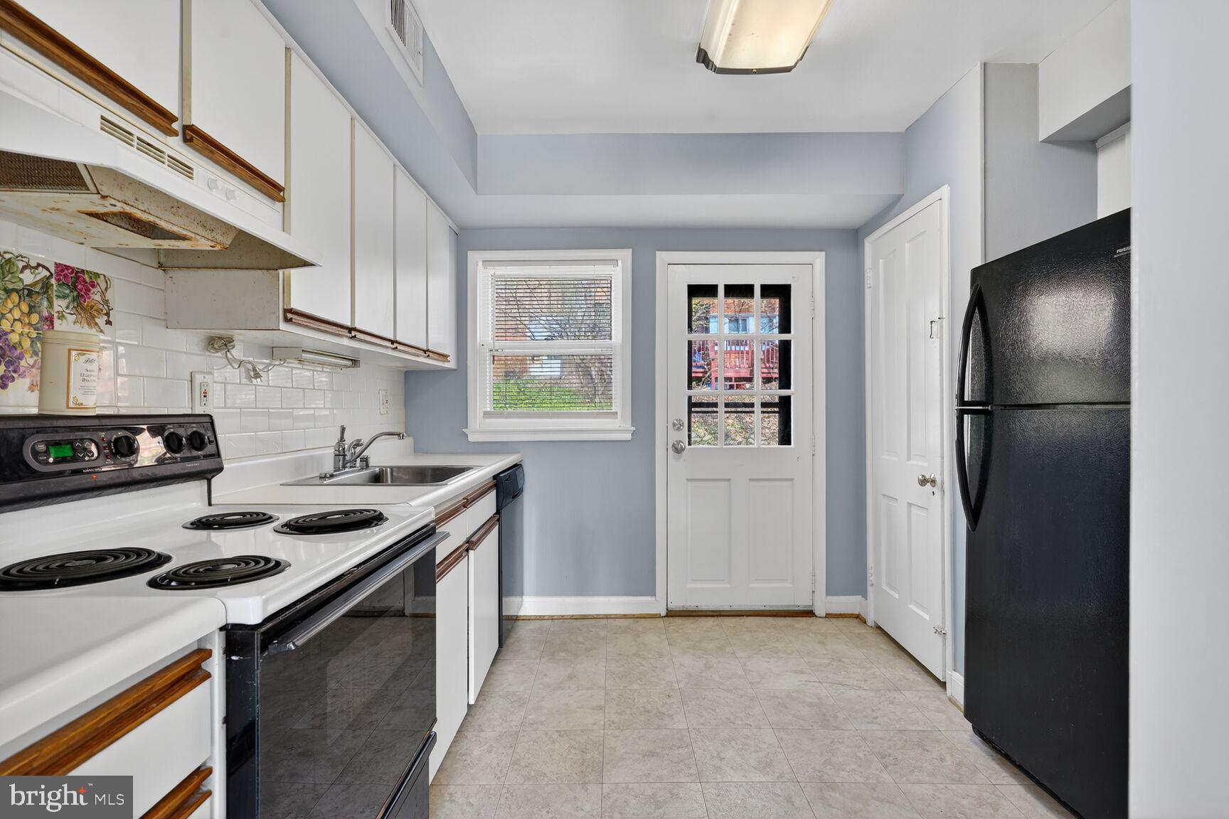 8545 Geren Road, Unit 231 Silver Spring, MD 20901 - Photo 16 of 22