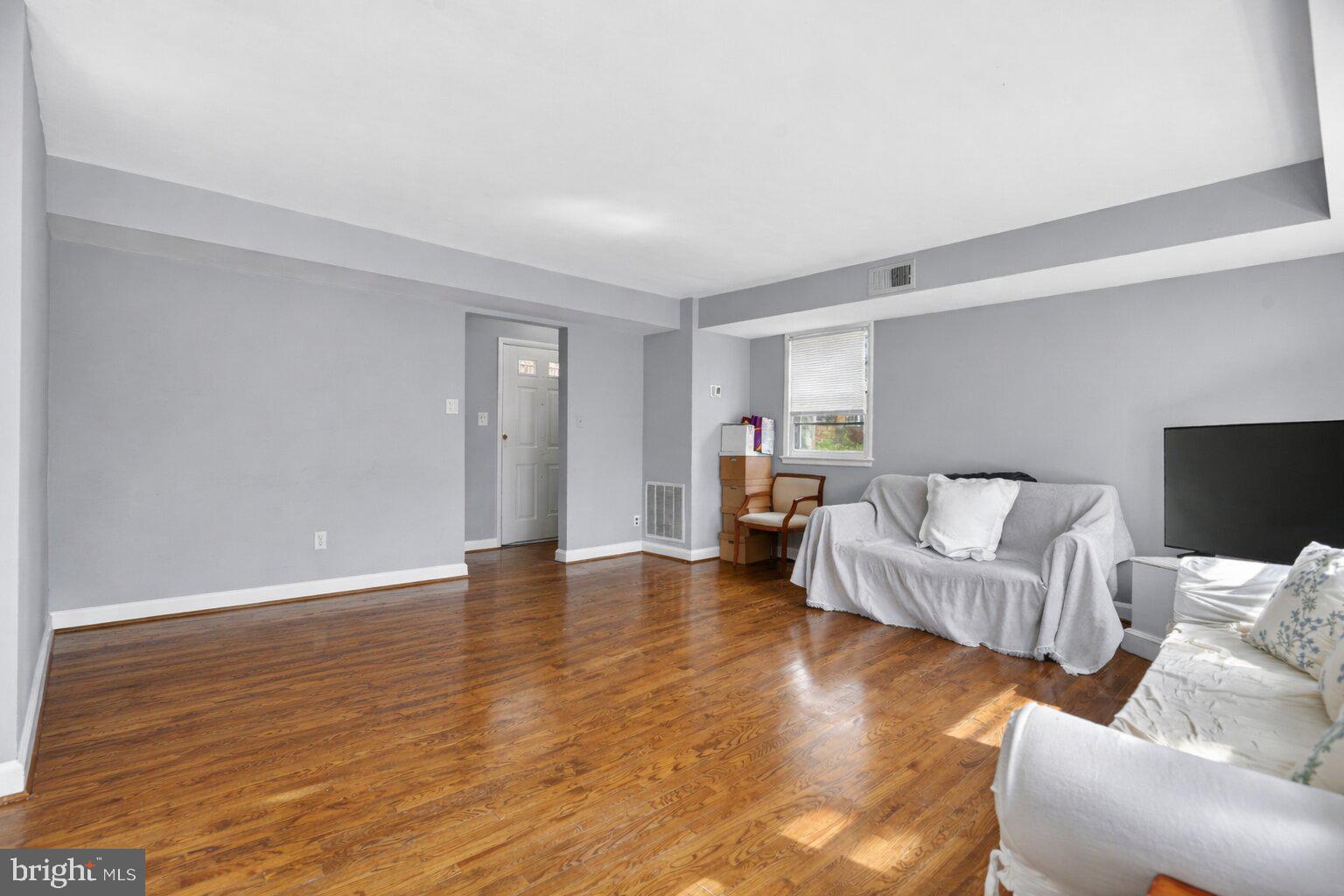 8545 Geren Road, Unit 231 Silver Spring, MD 20901 - Photo 8 of 22