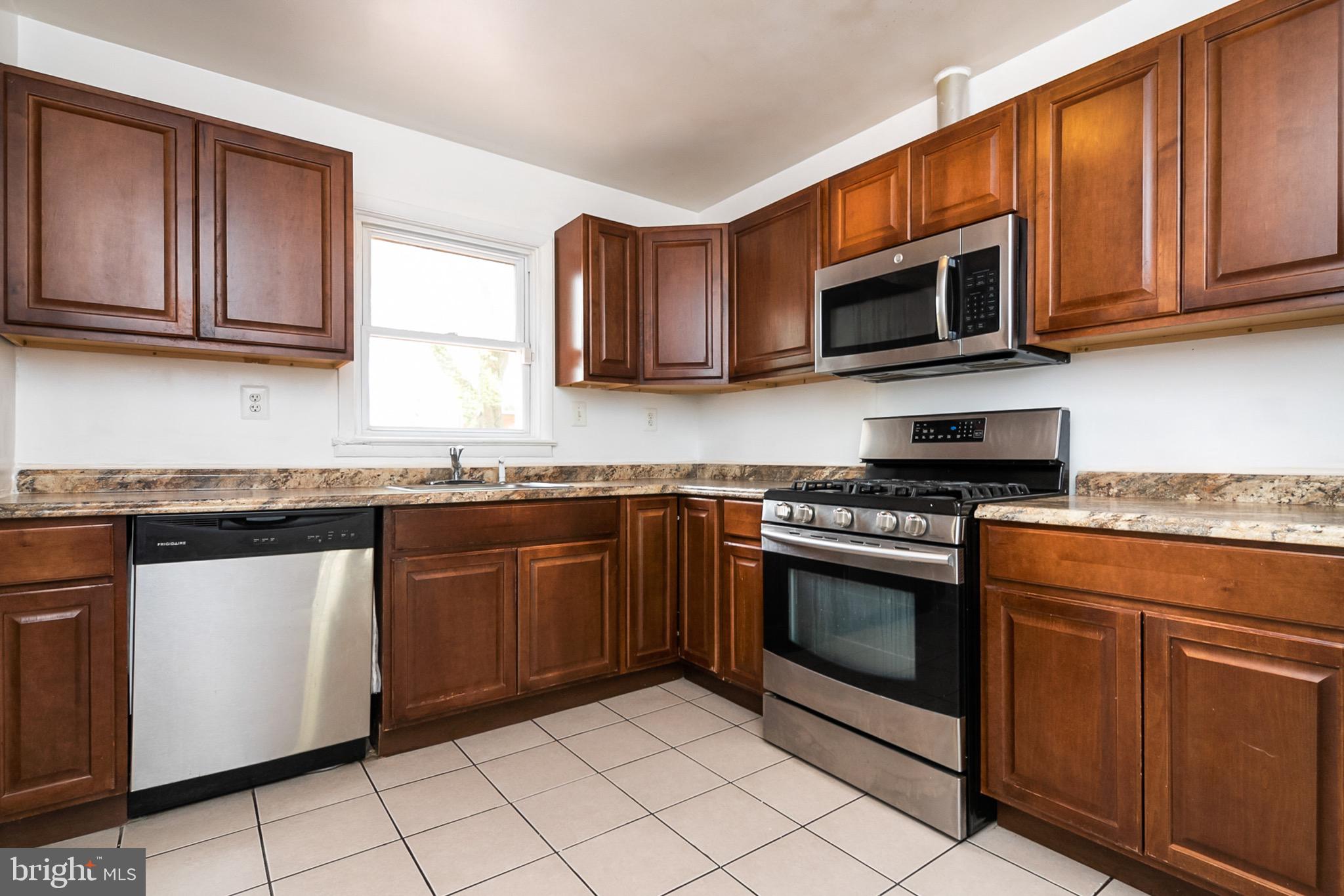 502 Hill Road Capitol Heights, MD 20743 - Photo 4 of 35 Gallery Image 4