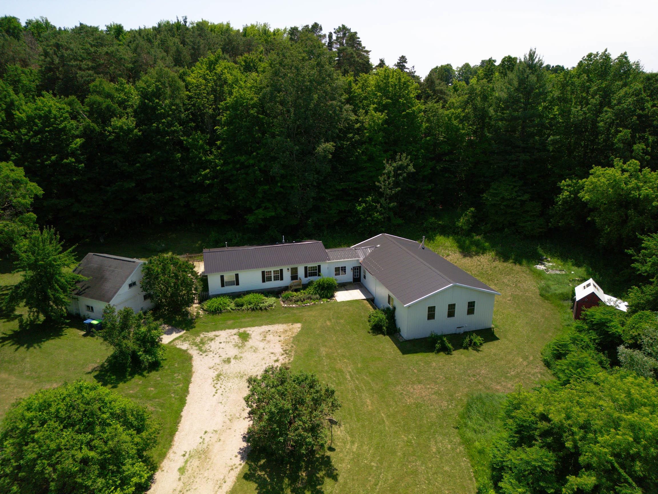 457 North Garfield Road Traverse City, MI 49696 - Photo 41 of 42
