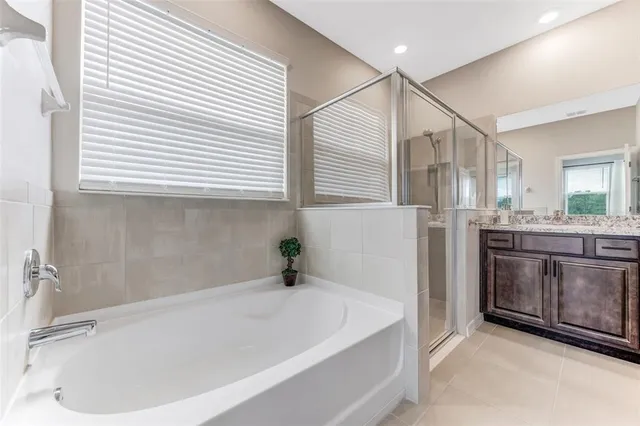 $565,000 | 13016 Willow Grove Drive, Riverview, FL 33579