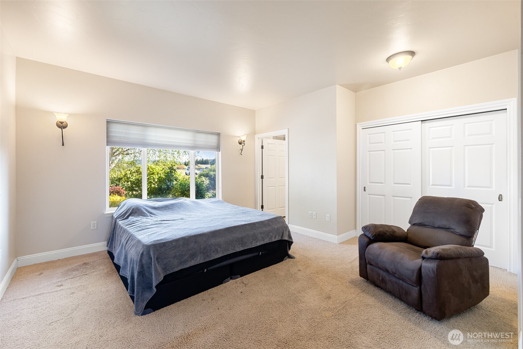 163 Mariners Drive Sequim, WA 98382 - Photo 4 of 39