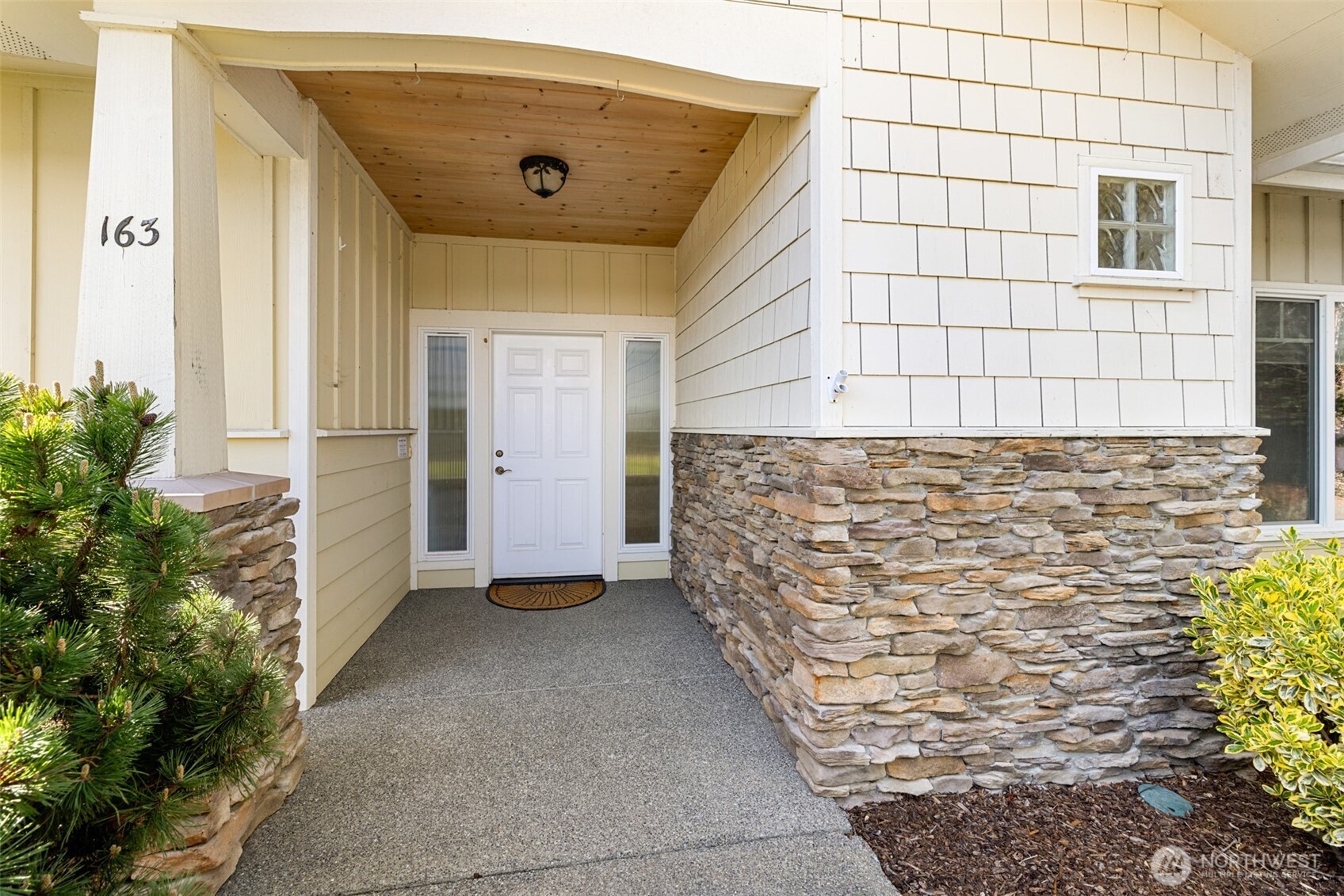 163 Mariners Drive Sequim, WA 98382 - Photo 8 of 39