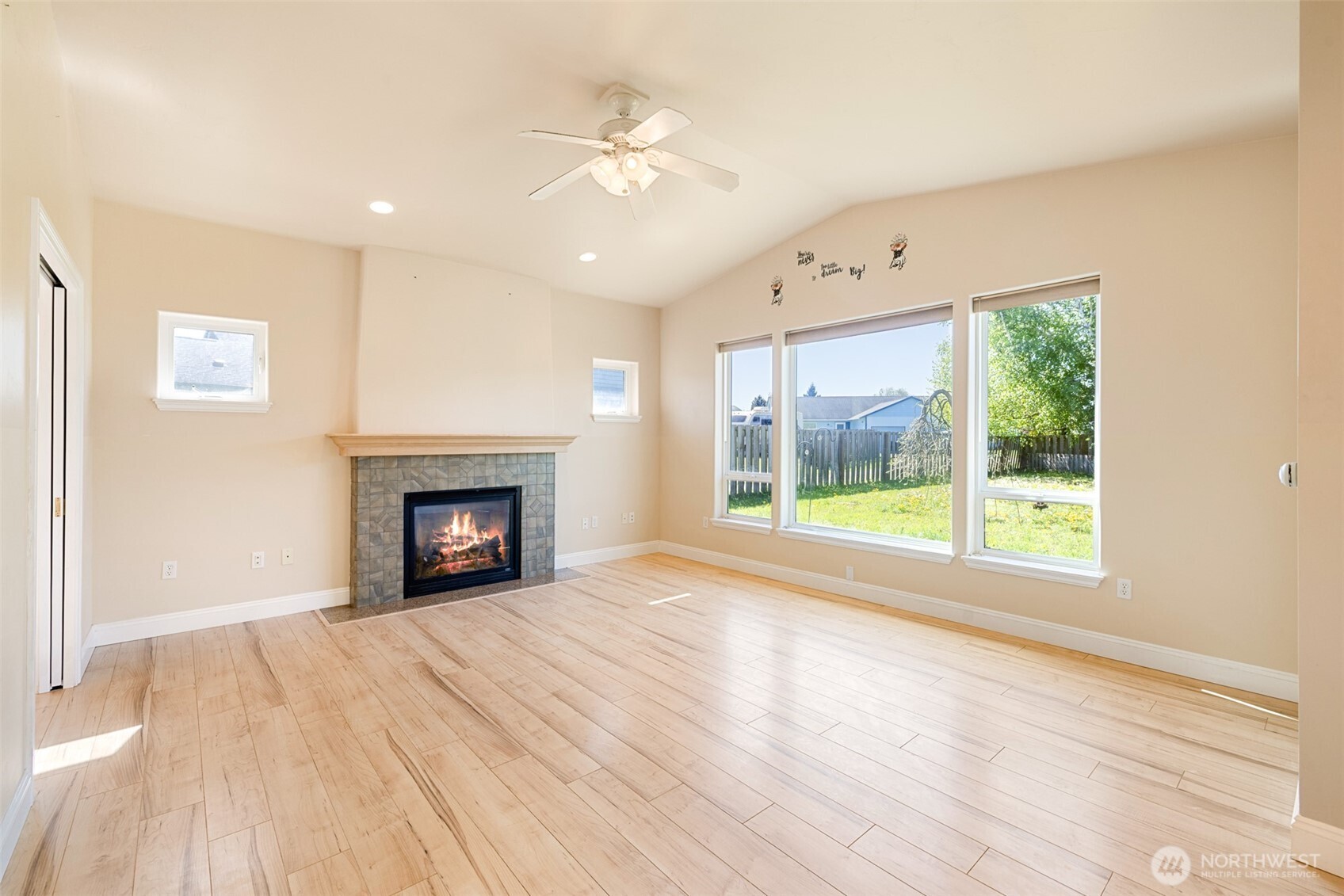 163 Mariners Drive Sequim, WA 98382 - Photo 10 of 39