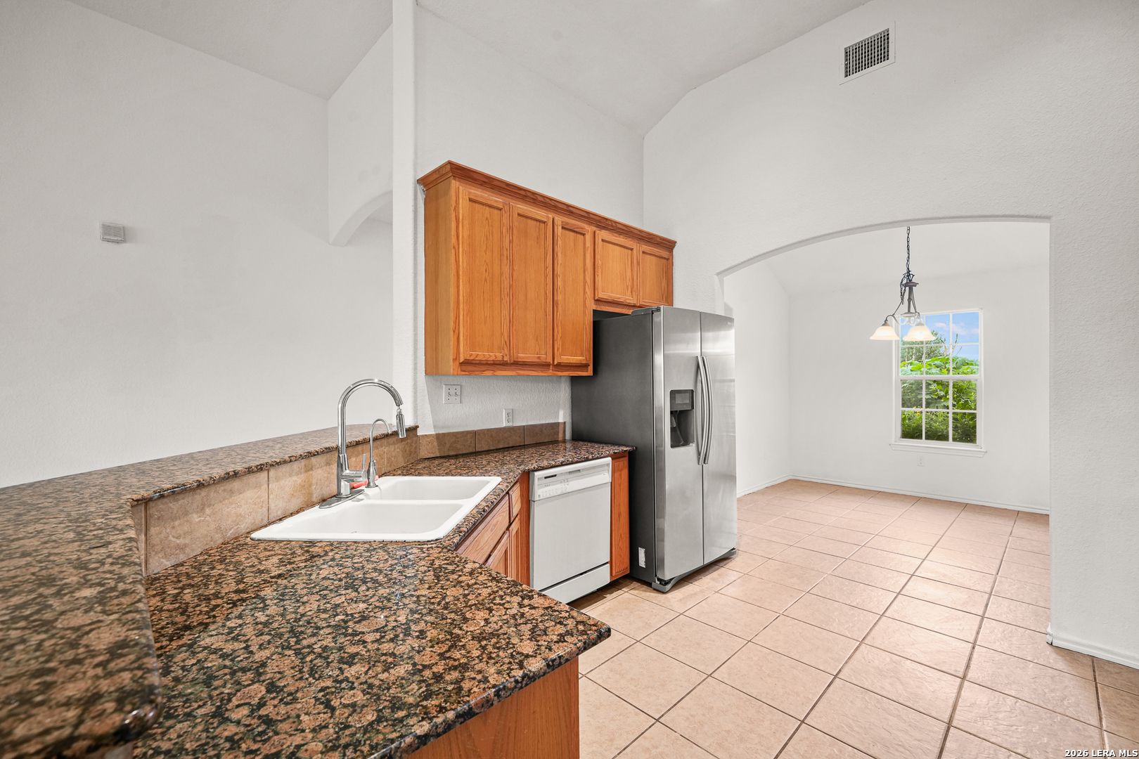 725 Cimarron Square Poteet, TX 78065 - Photo 16 of 37