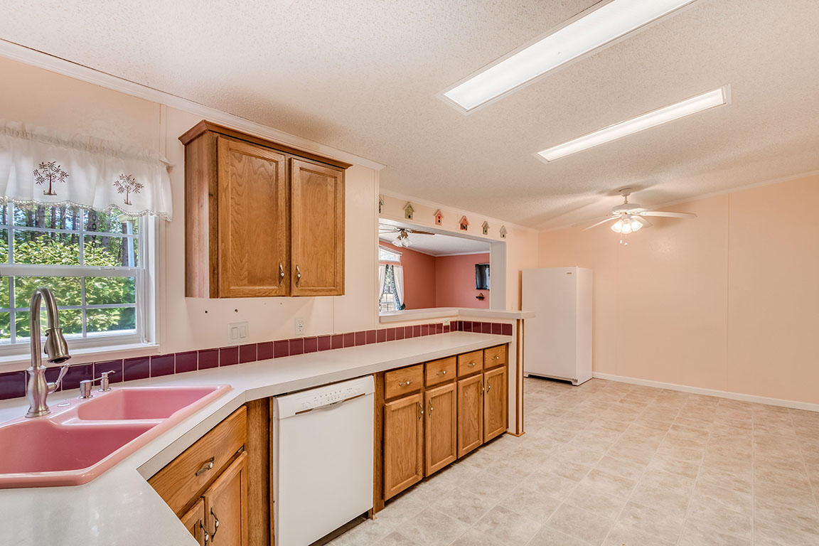 5404 Pleasant Grove Road Walterboro, SC 29488 - Photo 11 of 34 11