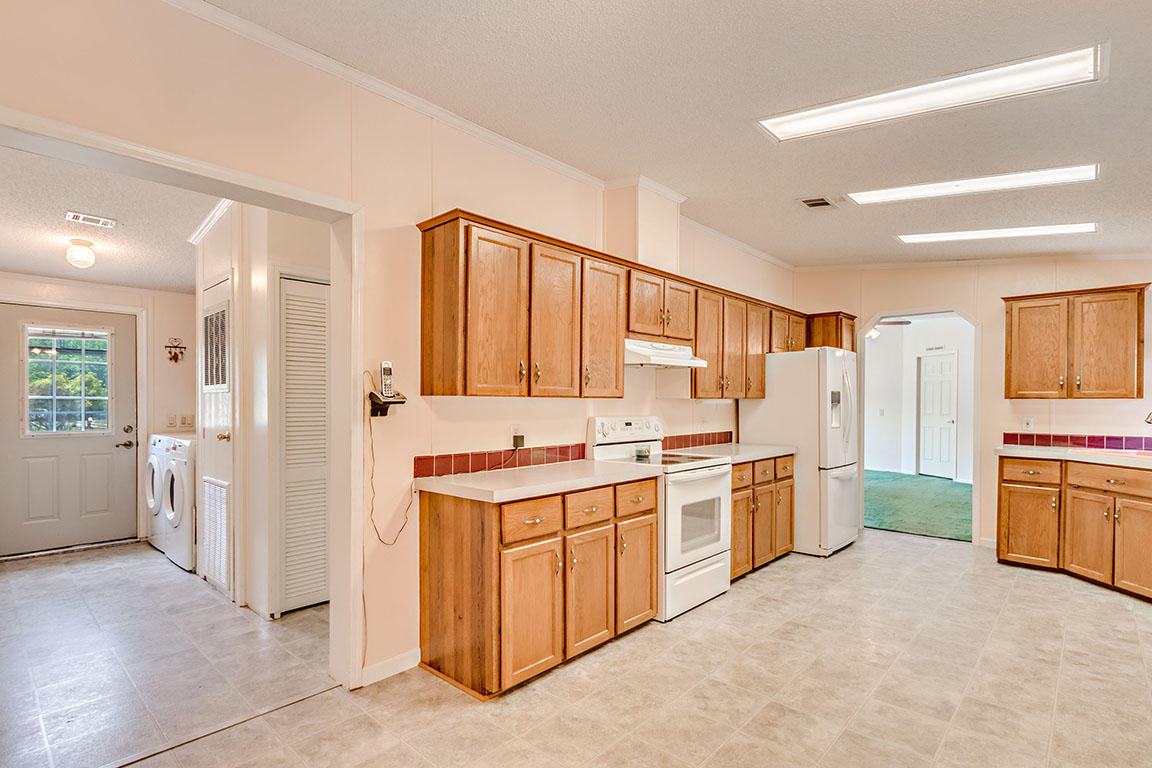 5404 Pleasant Grove Road Walterboro, SC 29488 - Photo 16 of 34 16