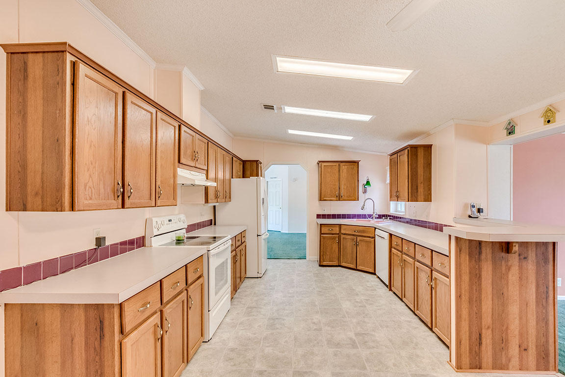 5404 Pleasant Grove Road Walterboro, SC 29488 - Photo 10 of 34 10