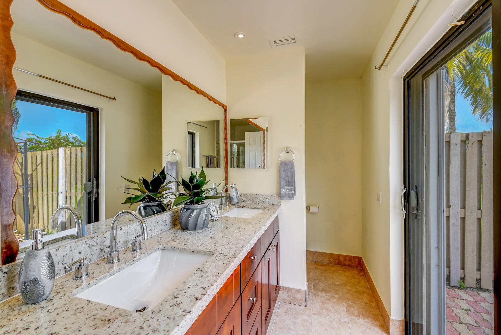11861 Sunchase Court Boca Raton, FL 33498 - Photo 34 of 59 40-11861 Sunchase Ct in Loggers Run-036