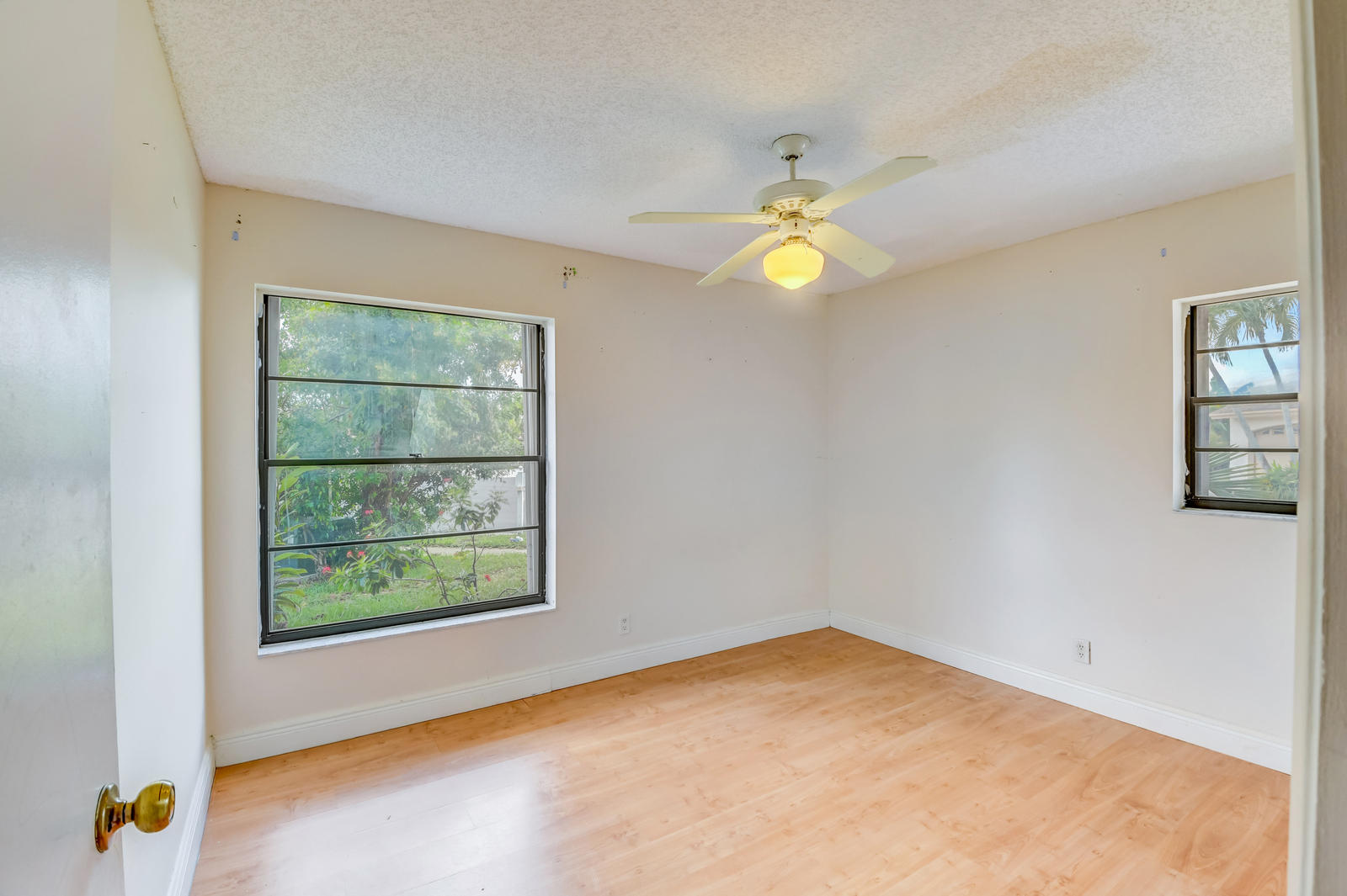 11861 Sunchase Court Boca Raton, FL 33498 - Photo 38 of 59 44-11861 Sunchase Ct in Loggers Run-040