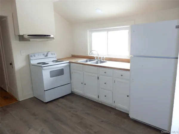 $995,000 | 762 Old Rte 22, Amenia, NY 12501