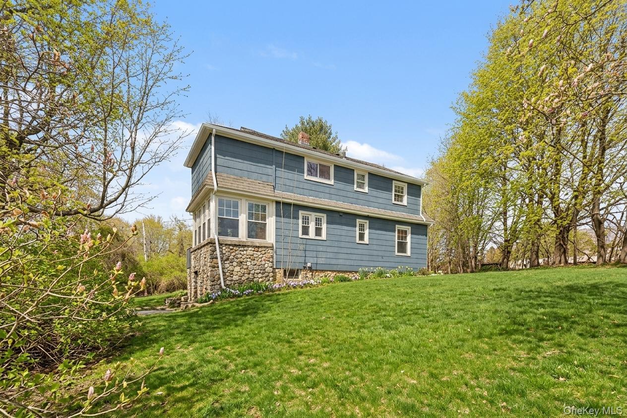 762 Old Rte 22 Amenia, NY 12501 - Photo 4 of 25 a view of a house with a yard
