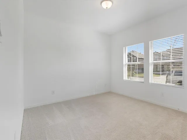 $2,100 | 752 Waterhouse Lk Drive, Anna, TX 75409