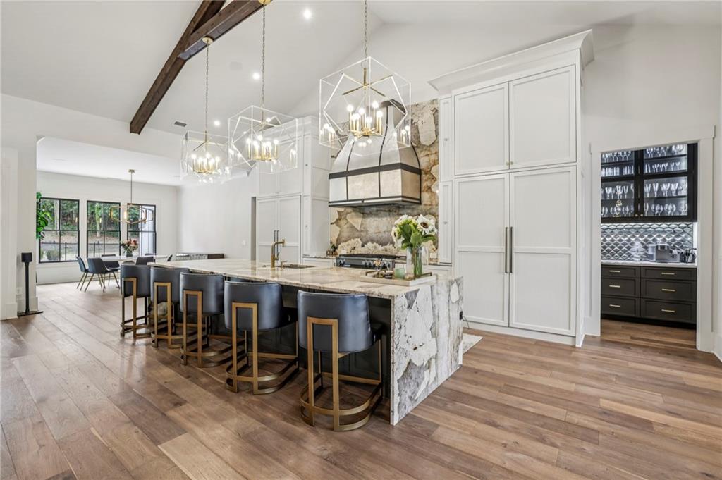 6055 Riverside Drive Atlanta, GA 30328 - Photo 12 of 67