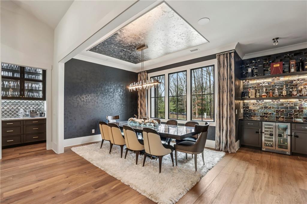 6055 Riverside Drive Atlanta, GA 30328 - Photo 10 of 67