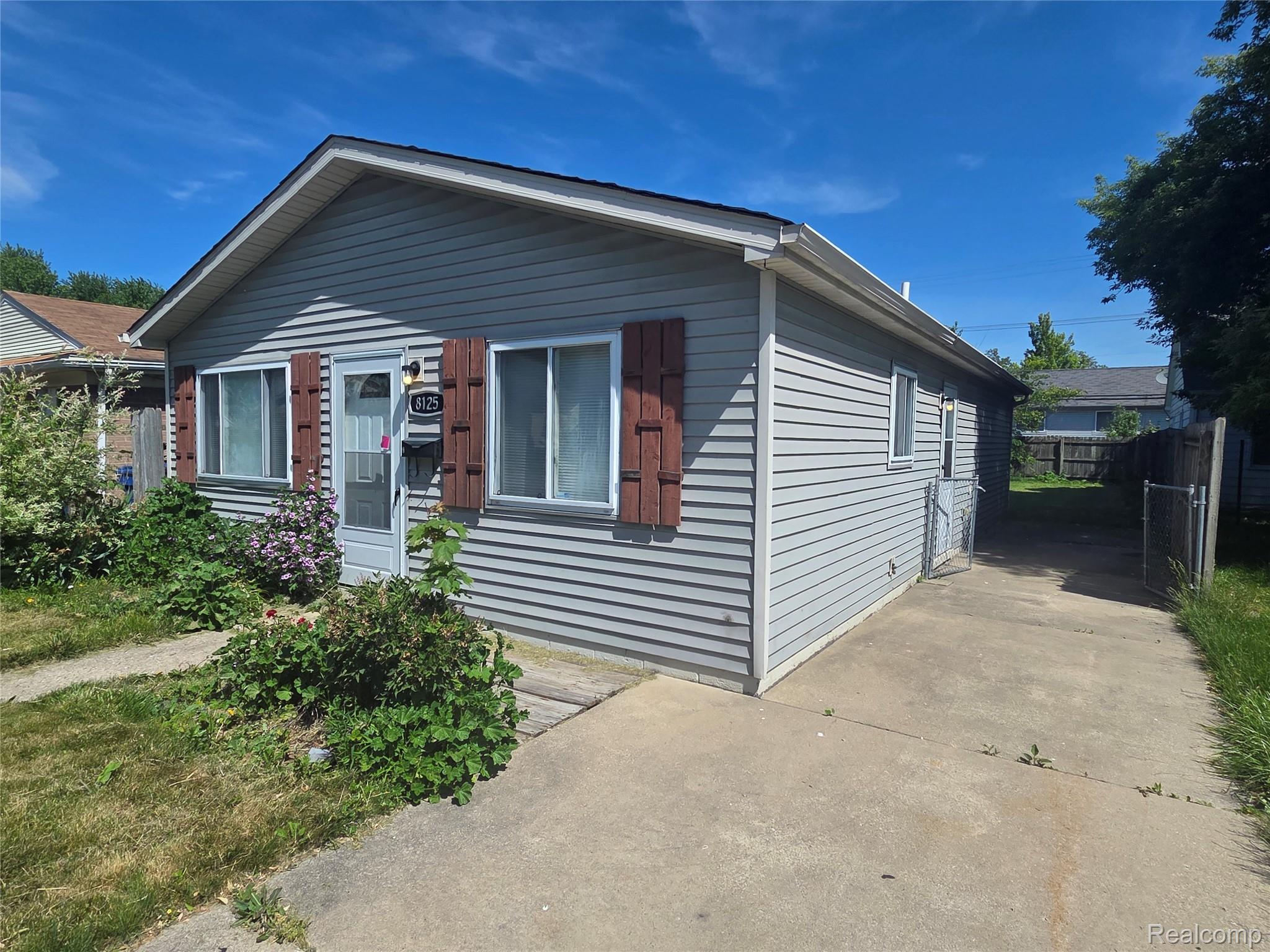 8125 Timken Avenue Warren, MI 48089 - Photo 2 of 20 20260602_110638.jpg