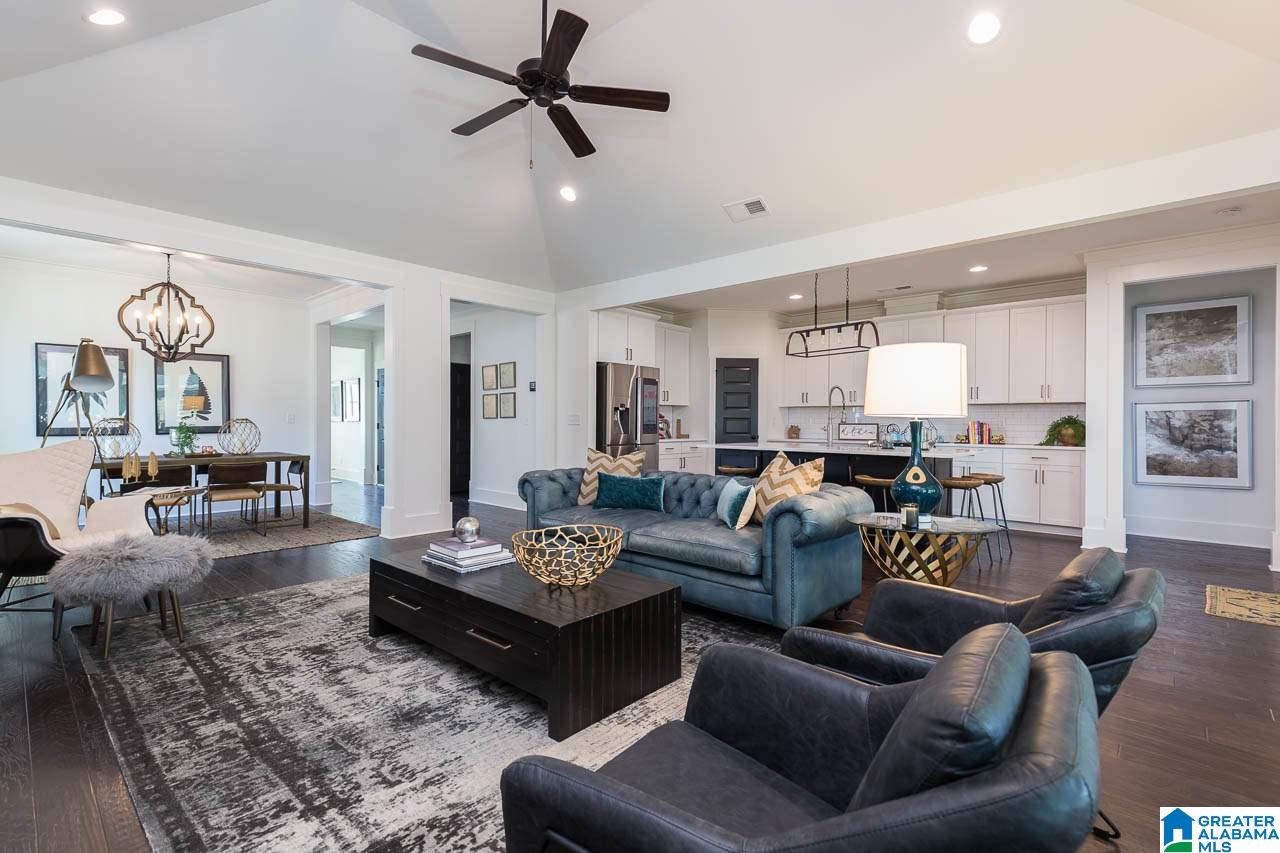 4081 Olivia Road Birmingham, AL 35244 - Photo 2 of 7