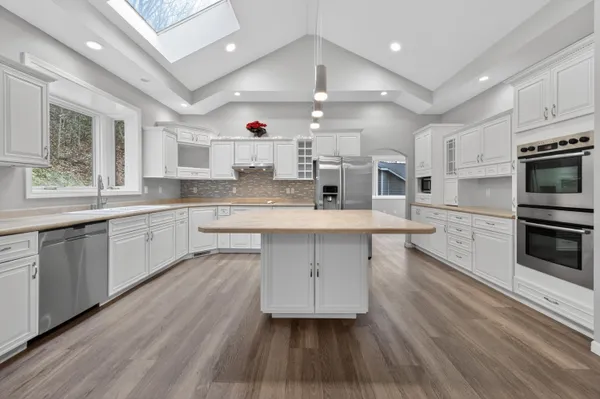 $499,900 | 3630 Deerfield Place, La Crosse, WI 54601