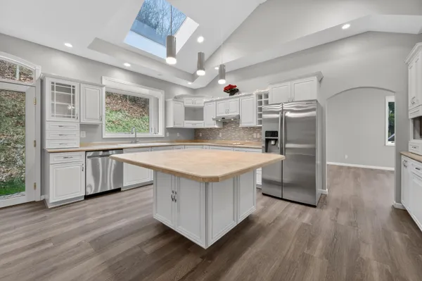 $499,900 | 3630 Deerfield Place, La Crosse, WI 54601