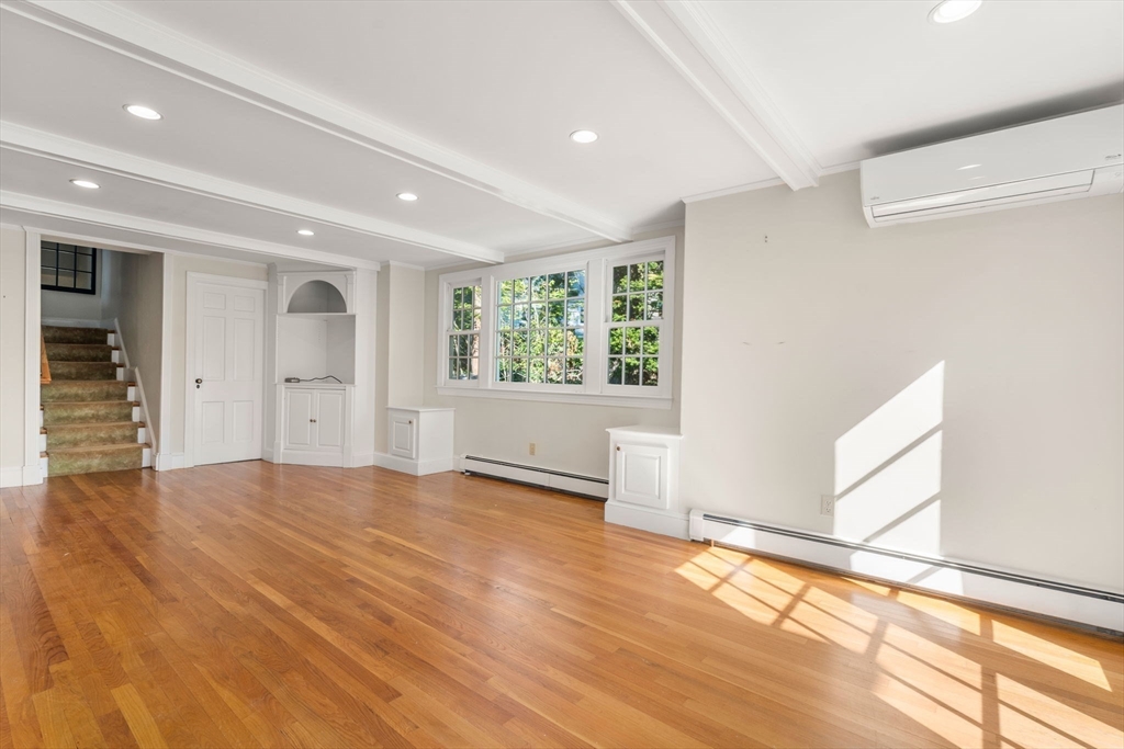 22 Lafayette Circle Wellesley, MA 02482 - Photo 14 of 30