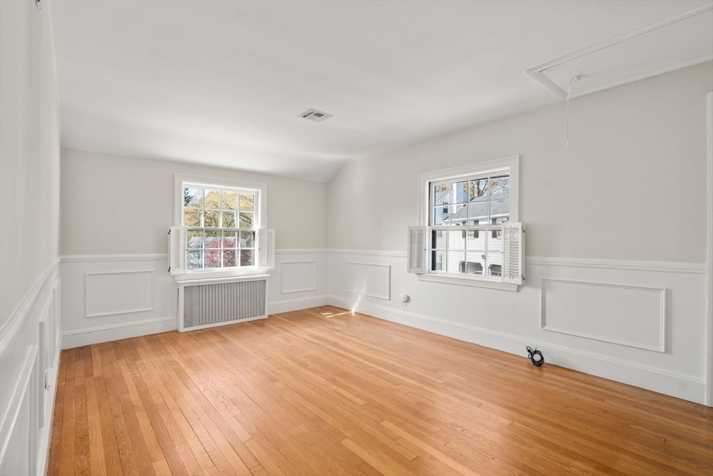 22 Lafayette Circle Wellesley, MA 02482 - Photo 21 of 30